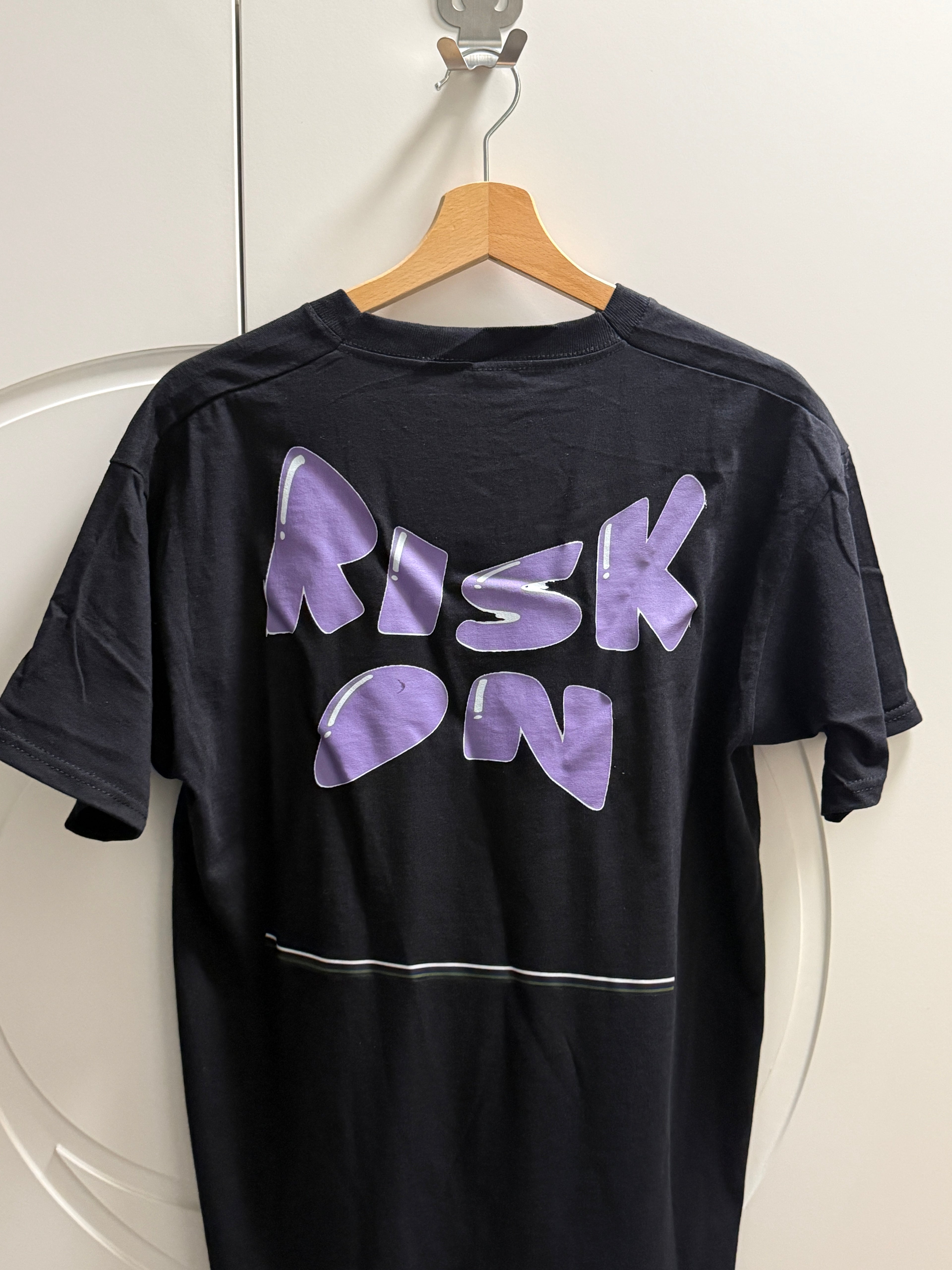 Vanderri (RISK ON) T-shirt